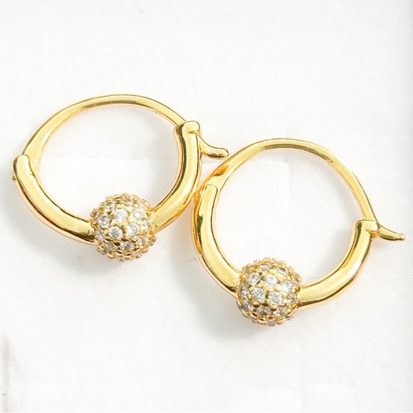 NWOT Sterling silver 18k yellow gold plated hoop earrings - Picture 6 of 11